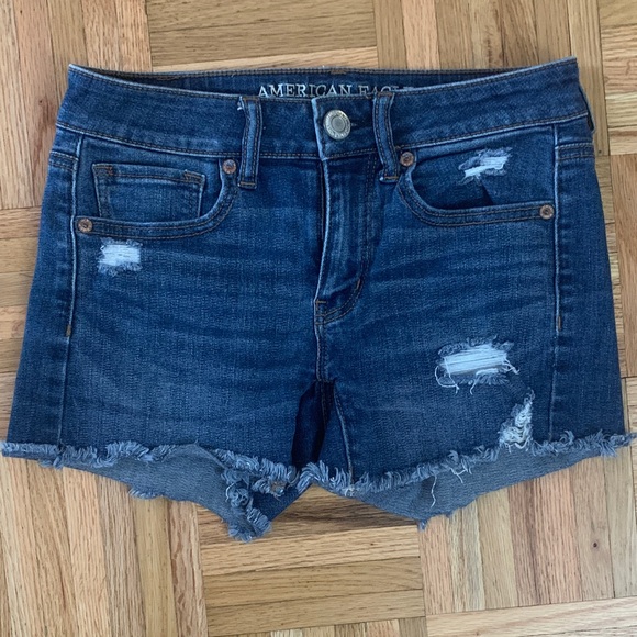 American Eagle - Women’s 2 - Dark Blue Distressed Jean Shorts - Picture 1 of 7